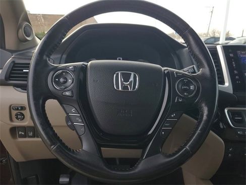 Used 2016 Honda Pilot Elite image 20