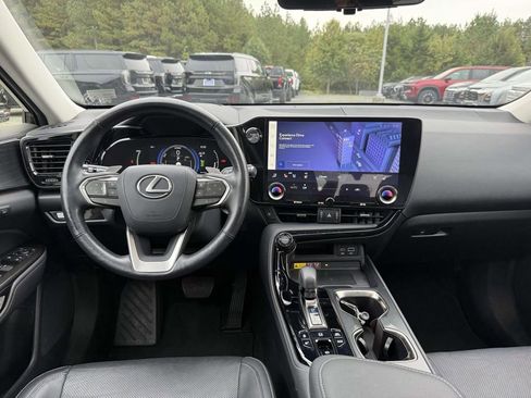 Used 2024 Lexus NX 450h+ AWD w/ Luxury Package image 8