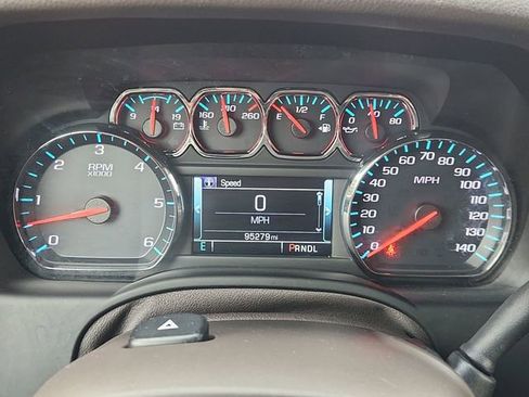 Used 2019 Chevrolet Tahoe Premier RWD image 12