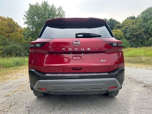 Used 2023 Nissan Rogue SV FWD image 25