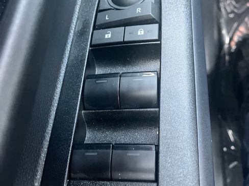 Used 2025 Toyota 4Runner SR5 image 13