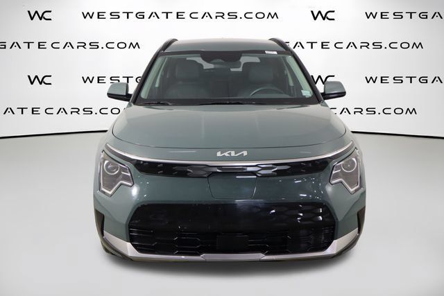 Certified 2023 Kia Niro Wind FWD image 2