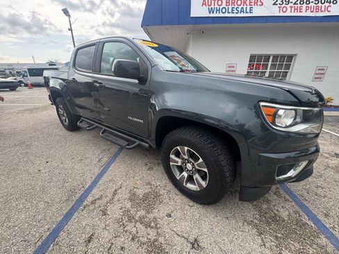 Used 2017 Chevrolet Colorado Z71 AWD/4WD image 5