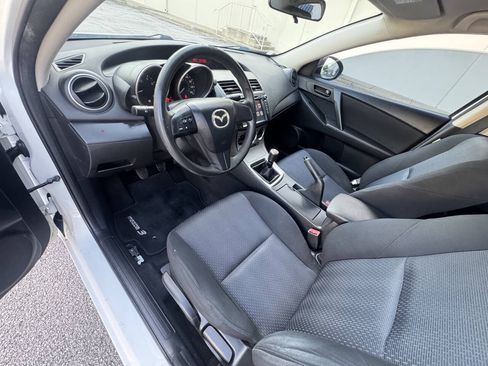 Used 2010 MAZDA MAZDA3 i Sport FWD image 12