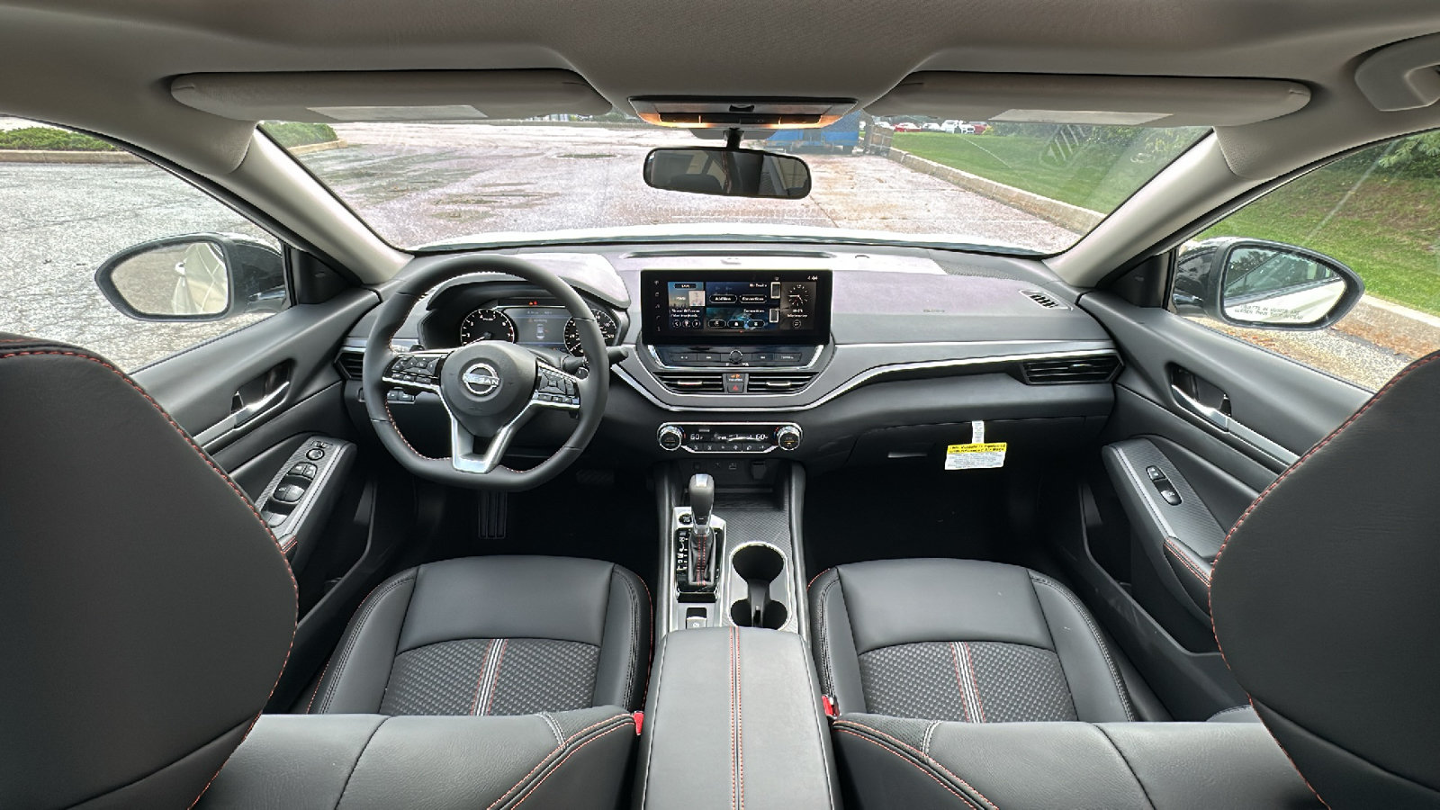 New 2026 Nissan Altima 2.5 SR AWD/4WD image 11