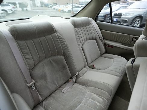 Used 1998 Buick Century Custom image 19