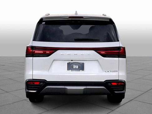 New 2025 Lexus LX 700h Luxury image 4