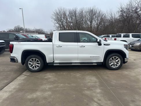 Used 2024 GMC Sierra 1500 SLT w/ SLT Premium Plus Package image 6