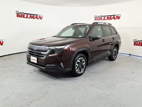 Used 2026 Subaru Forester Premium AWD/4WD image 3