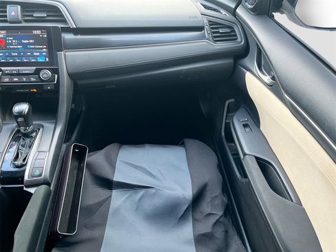 Used 2020 Honda Civic EX image 23
