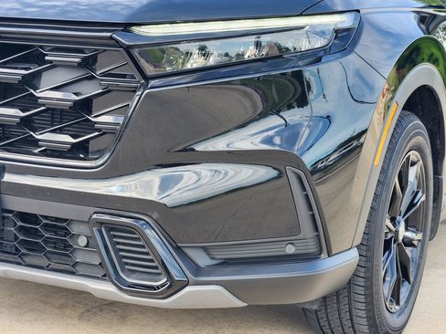 Certified 2025 Honda CR-V Sport-L image 9