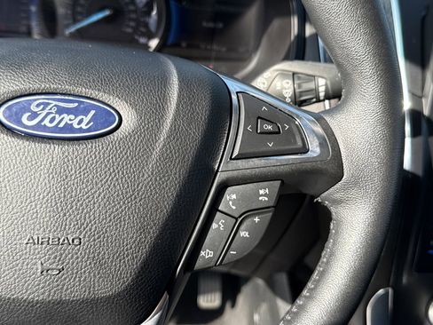 Used 2022 Ford Edge Titanium image 28