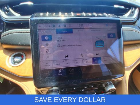 Used 2024 Jeep Grand Cherokee L Summit AWD/4WD image 9