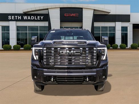 New 2026 GMC Sierra 3500 Denali Ultimate image 2