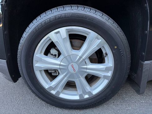 Used 2017 GMC Terrain SLE FWD image 34