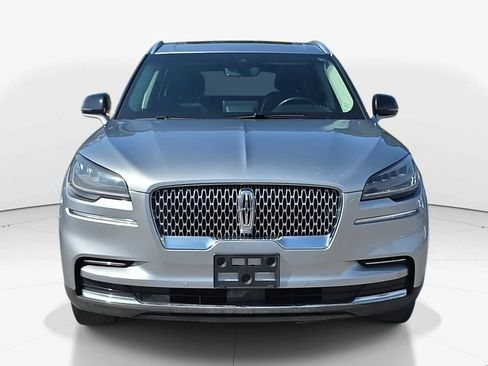 Used 2023 Lincoln Aviator AWD w/ Premium Package image 6