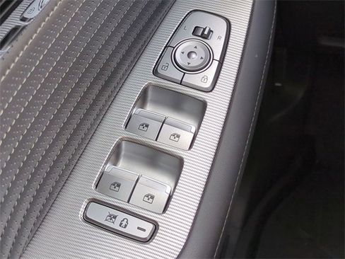 Used 2023 Hyundai Palisade Calligraphy image 31