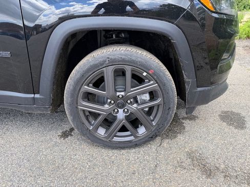 New 2026 Jeep Compass Limited AWD/4WD image 27