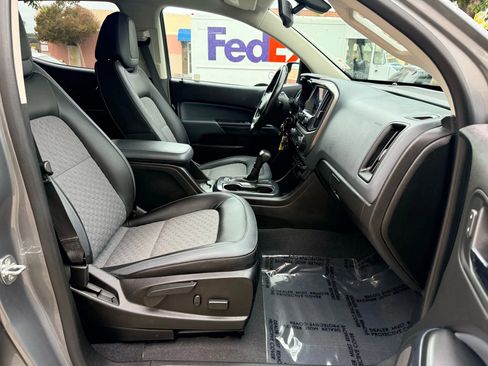 Used 2019 Chevrolet Colorado Z71 image 15