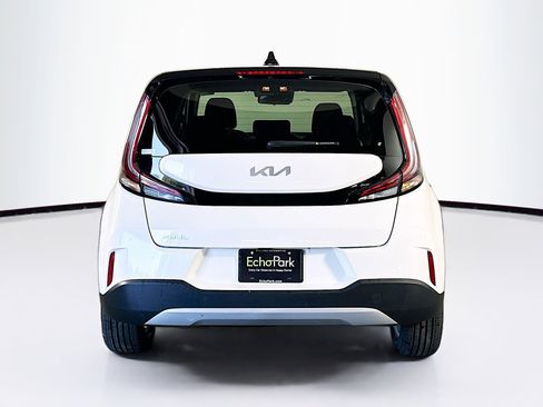 Used 2025 Kia Soul LX w/ LX Technology Package image 7