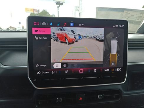 New 2025 Volkswagen ID. Buzz Pro S image 14