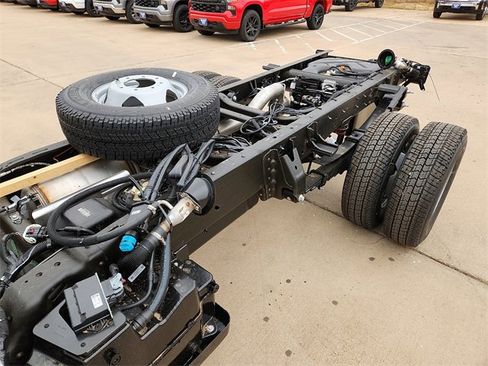 New 2026 GMC Sierra 3500 Pro image 9