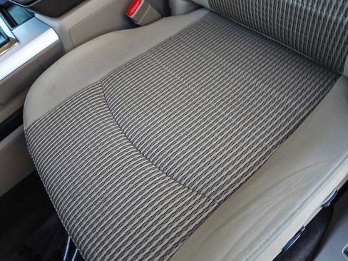 Used 2012 RAM 1500 Big Horn w/ Luxury Group image 24