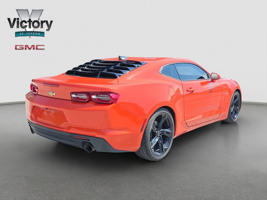 Used 2021 Chevrolet Camaro LT w/ Technology Package RWD image 15
