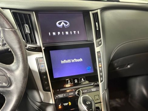 Used 2019 INFINITI Q50 Luxe w/ Essential Package (3.0T Luxe) AWD/4WD image 14