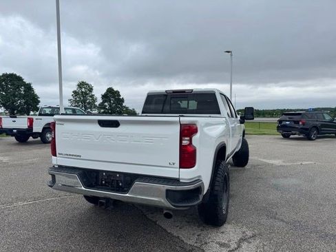 Used 2023 Chevrolet Silverado 2500 LT w/ Convenience Package AWD/4WD image 14