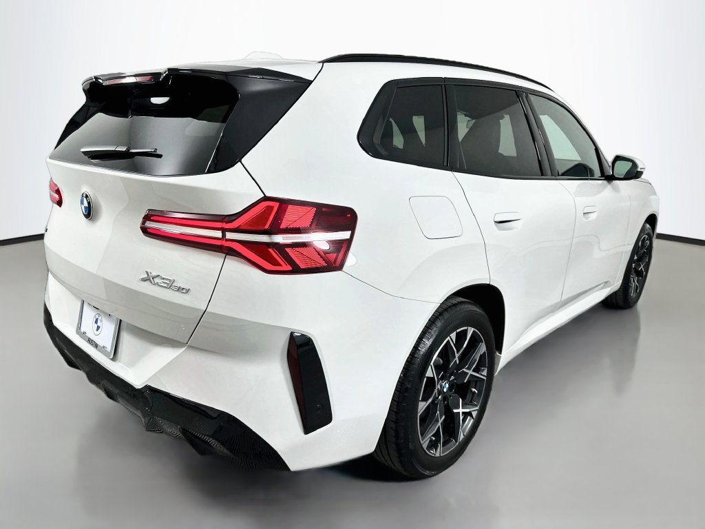 Used 2026 BMW X3 xDrive30i w/ M Sport Package AWD/4WD image 5