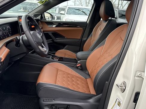 Used 2026 Volkswagen Tiguan SEL R-Line image 18