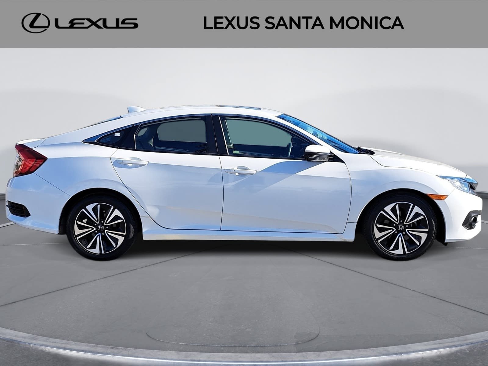 Used 2017 Honda Civic EX-L image 4