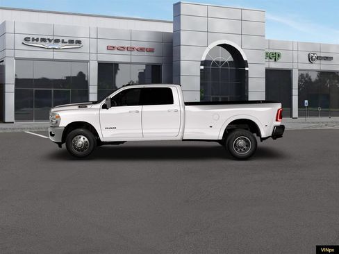 New 2026 RAM 3500 Laramie w/ Towing Technology Group AWD/4WD image 2