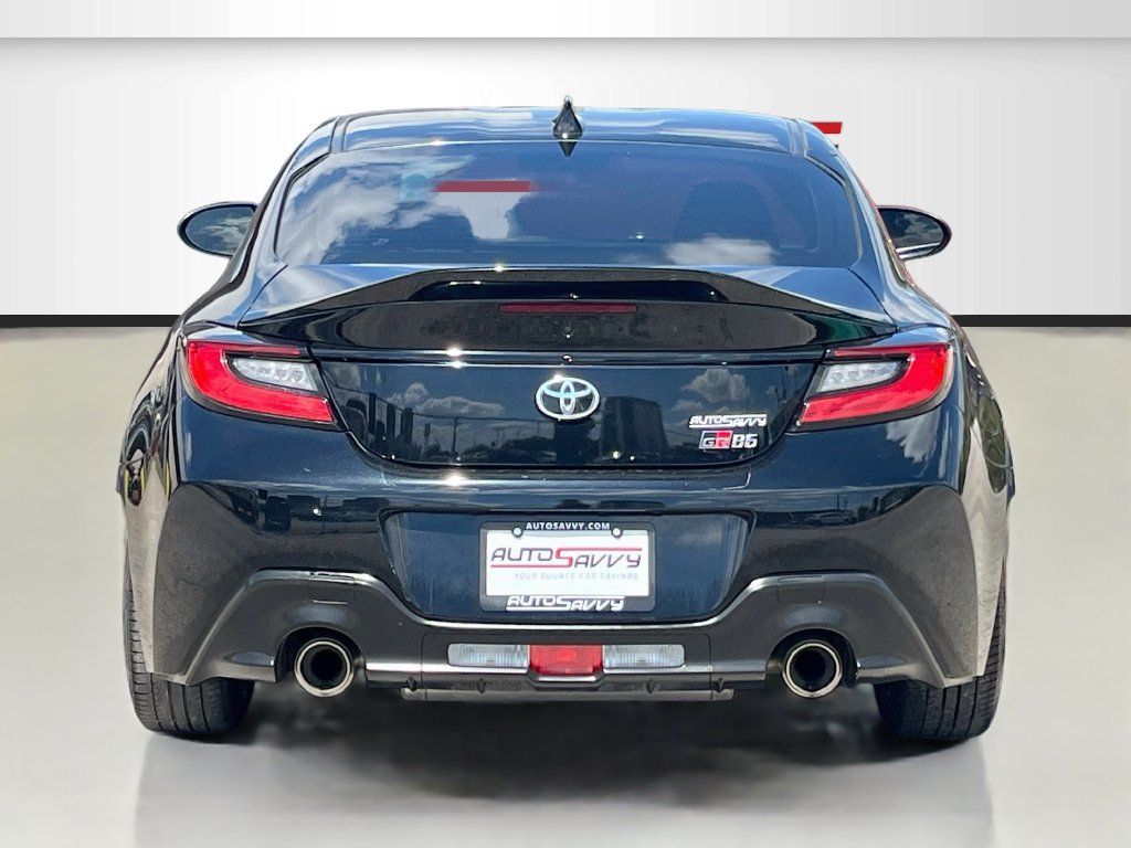 Used 2023 Toyota GR86 Premium RWD image 6