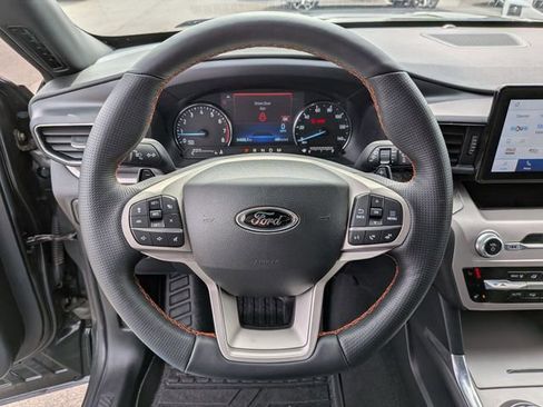 Used 2023 Ford Explorer Timberline w/ Timberline Technology Package AWD/4WD image 9