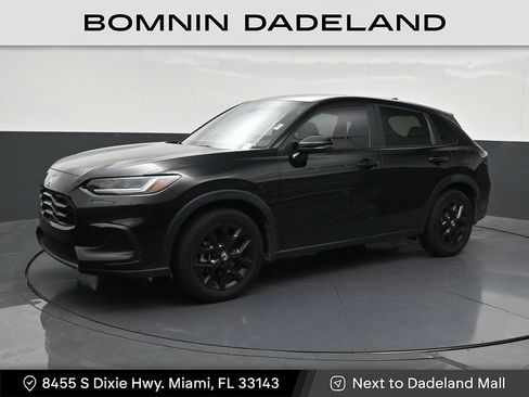 Used 2025 Honda HR-V Sport image 1