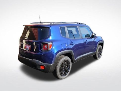 Used 2018 Jeep Renegade Altitude AWD/4WD image 6