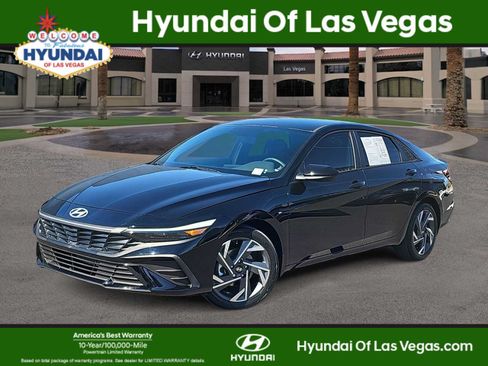 Used 2025 Hyundai Elantra Sport FWD image 1