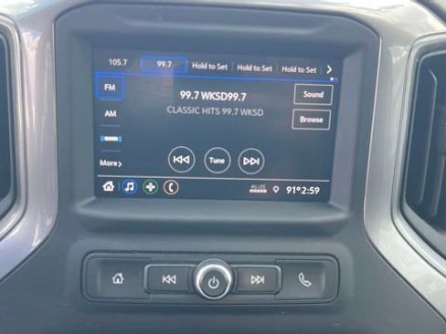 Used 2023 Chevrolet Silverado 2500 Custom w/ Custom Value Package image 18