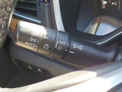Used 2022 Honda CR-V Touring image 25