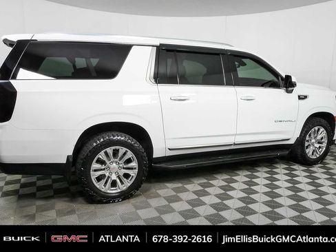 Used 2022 GMC Yukon XL Denali w/ Max Trailering Package AWD/4WD image 2