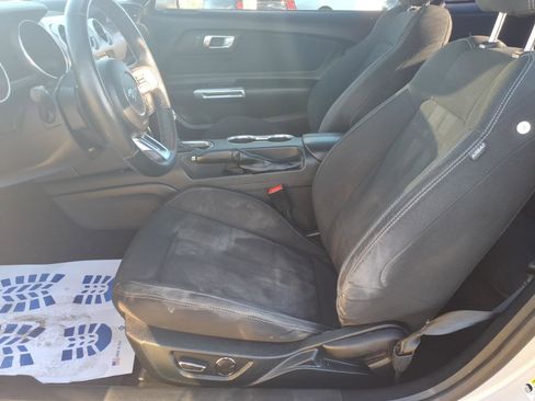 Certified 2019 Ford Mustang Coupe w/ Equipment Group 101A image 15