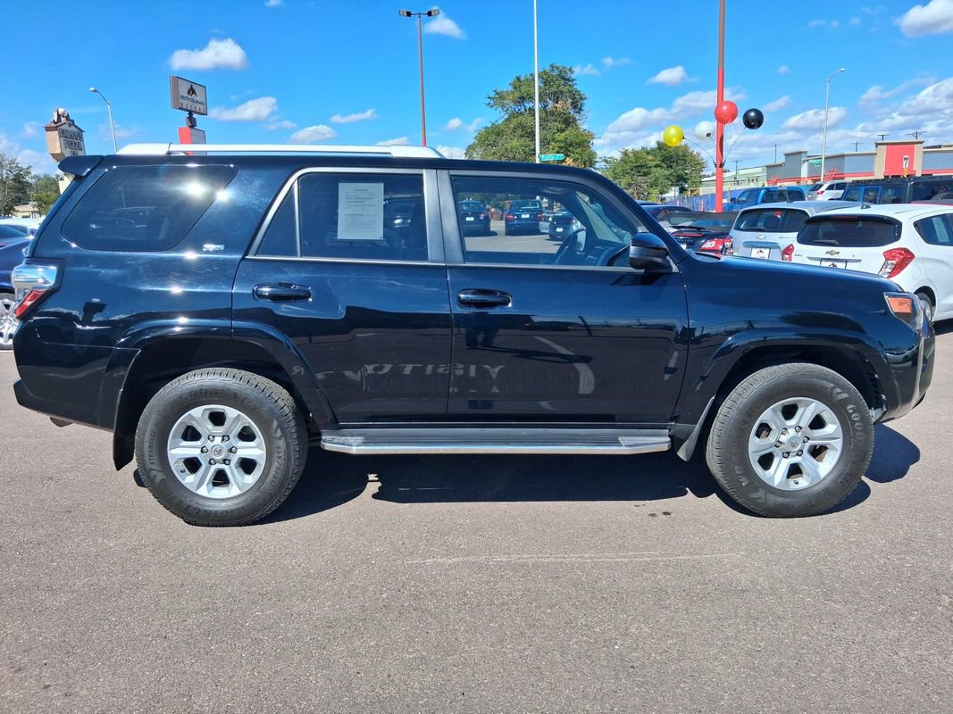 Used 2016 Toyota 4Runner SR5 AWD/4WD image 8