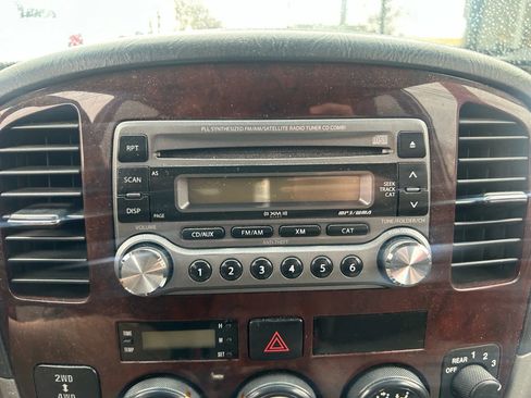 Used 2006 Suzuki XL7 4WD image 17