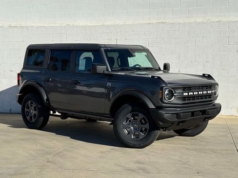 New 2025 Ford Bronco Big Bend AWD/4WD image 1