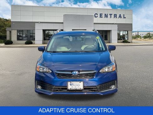 Used 2022 Subaru Impreza Premium image 2