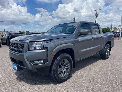 Certified 2025 Nissan Frontier SV w/ SV Convenience Package AWD/4WD image 3