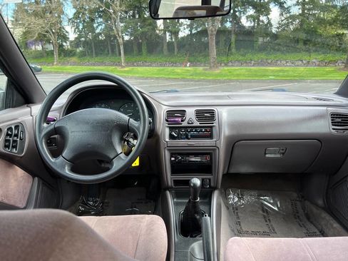Used 1996 Subaru Legacy L image 11