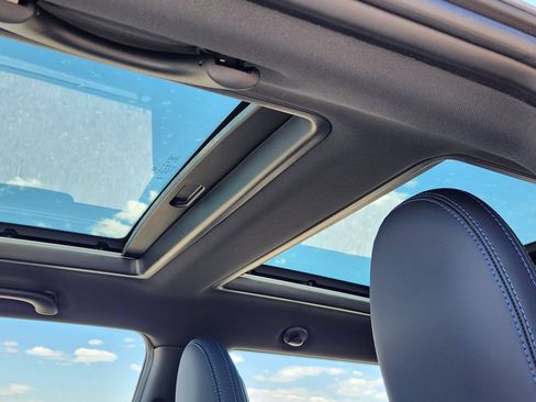 New 2026 MINI Cooper 2-Door Hardtop FWD image 19